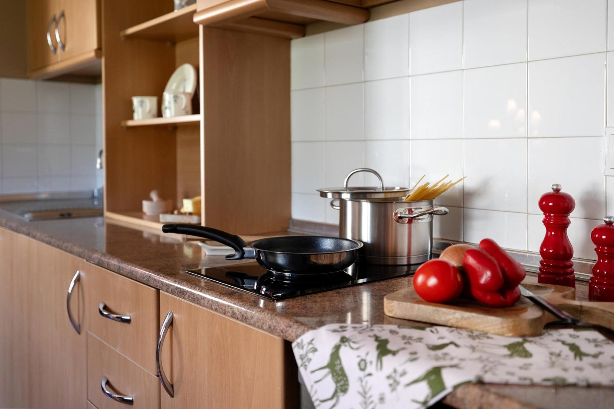 Apartaments Sant Bernat كانيلو المظهر الخارجي الصورة