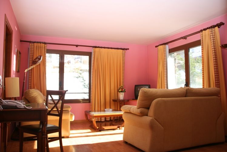 Apartaments Sant Bernat كانيلو المظهر الخارجي الصورة
