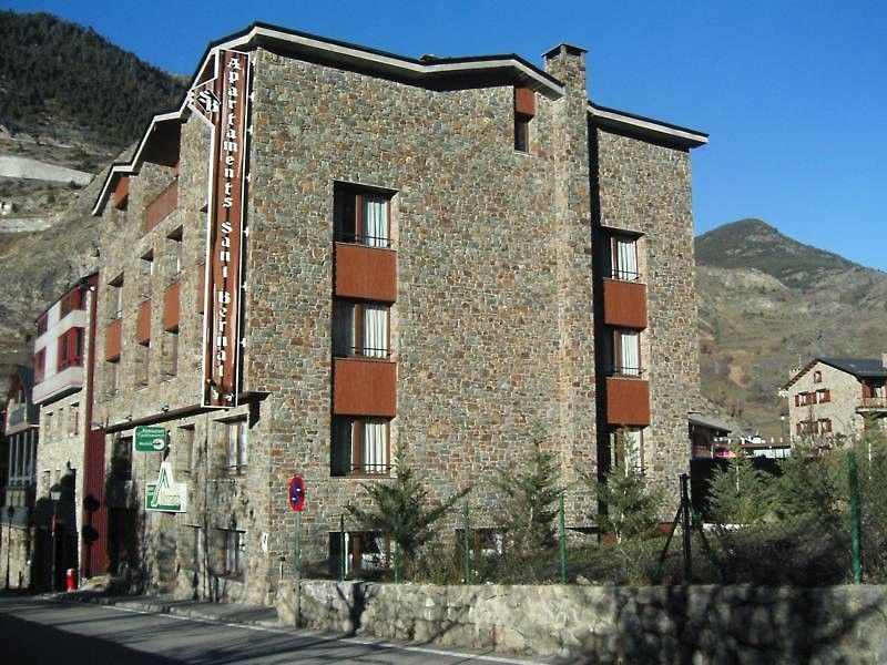 Apartaments Sant Bernat كانيلو المظهر الخارجي الصورة